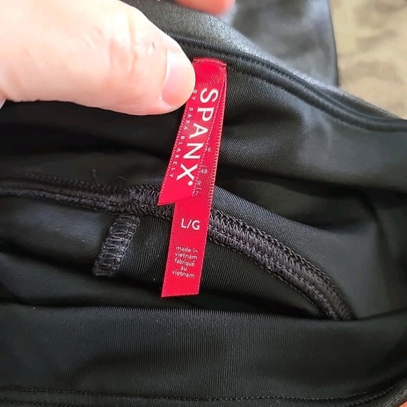 Spanx Faux Leather Pants Leggings Size Large 2437 - Picture 5 of 11